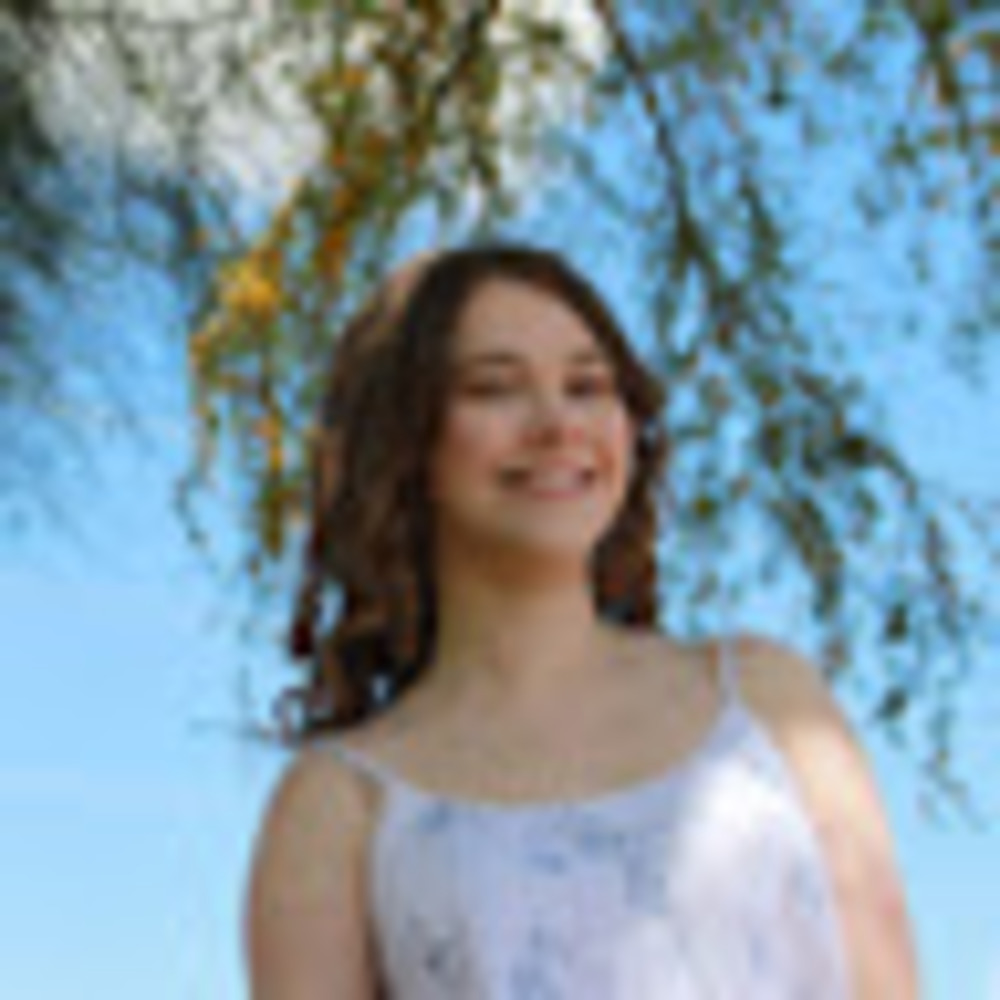 Meet your Posher, Sophia alexis